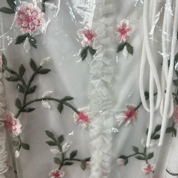 Mac Duggal White Floral Embroidered Long Sleeve Gown White Size-10 - Picture 8 of 9